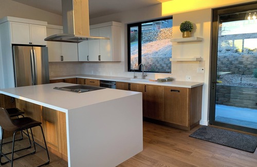 Soquel House | Private New Modern Farmhouse 2-bedroom 3 miles from Capitola