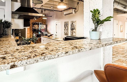 Idaho Falls Apartment | Private North Penthouse w/Arcade Games,Tanning&Redlight Beds