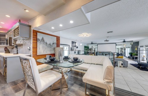 West Park House | Private Oasis in West Park Near the Beach!