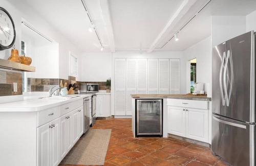 Portlock House | Private Oceanfront 5BR! Family Home Hawaii Kai