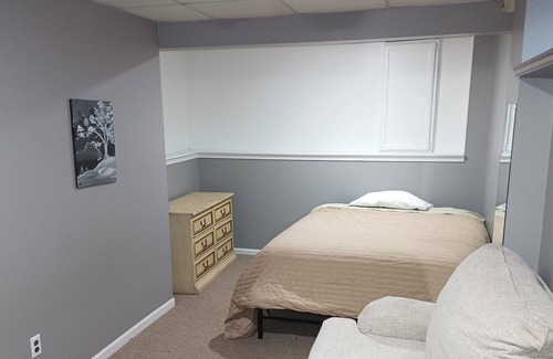 Shawnee Apartment | Private One or two bedroom apt