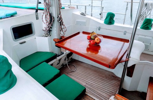 Carti Tupile Boat Rental | Private Over-the-Water Cabin in San Blas including Meals