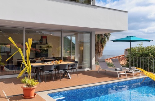 Arco da Calheta Villa | Private pool and sea view - Tropical Villa