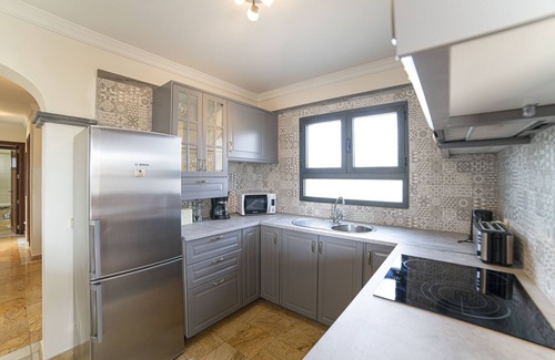 Montana Roja Villa | Private Pool and Air Conditioning, La Goleta, Playa Blanca