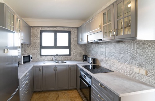Montana Roja Villa | Private Pool and Air Conditioning, La Goleta, Playa Blanca