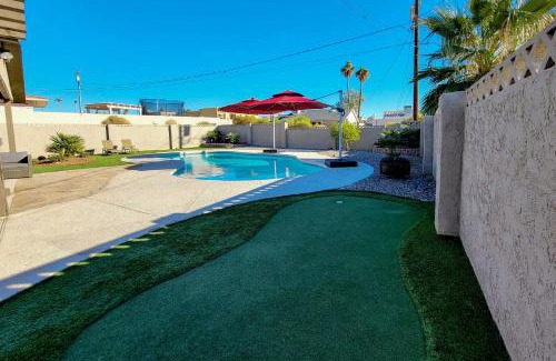 Lake Havasu City House | Private Pool and Patio Modern Lake Havasu Home!