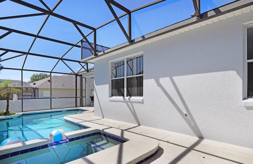 Calabay Parc Villa | PRIVATE POOL~Close to all things Florida!~COMFORT!~7 beds!