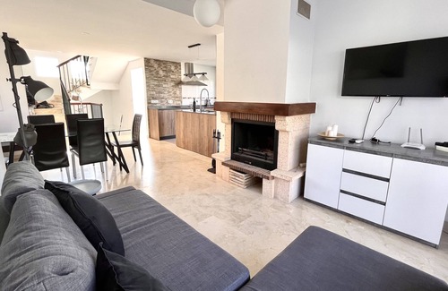 Dilar Ski Chalet | Private Pool & Garden by Sierra Nevada Natural Park