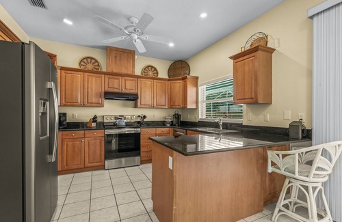 Trailer Estates House | Private Pool Home Hideaway in Palm Aire. Close to all Sarasota has to offer.