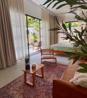 El Palmar Villa | Private Pool Oasis in a Tropical Boutique Villa