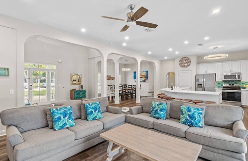 Tang-O-Mar House | Private Pool+Pickleball- LSV (Golf Cart)💎Sapphire by the Sea💎