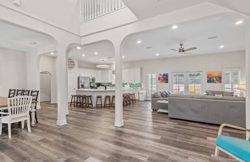 Tang-O-Mar House | Private Pool+Pickleball- LSV (Golf Cart)💎Sapphire by the Sea💎