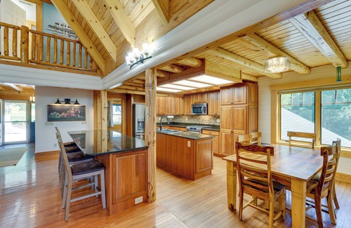 Hayesville House | Private Pool: Spacious Hayesville Vacation Home!