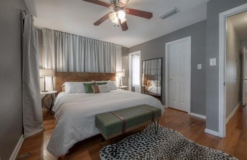 Virginia Park House | Private Pool with Main and Guest House and Sauna