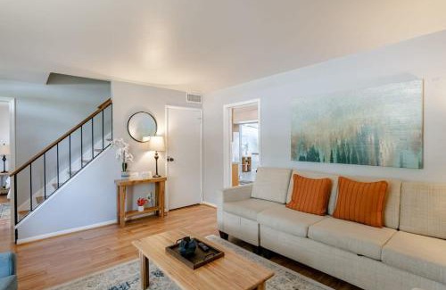 Mobile House | Private Pool & Yard Mins to Dining & University