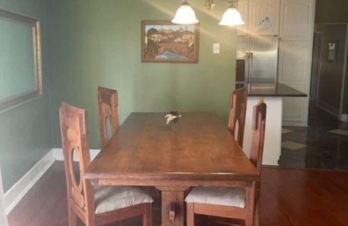 Albany House | Private, Quiet Ap. “Splashing in Albany “ 5 min to Phoebe