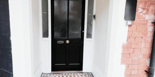 Forest Fields Apartment | Private Room at The Burford Hideaway