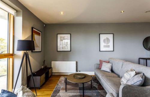 Dublin House | Private Room Available in Spacious High Rise Apartment with Park & City View