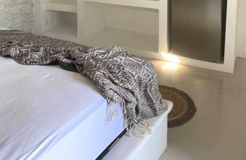 Tinos Town Apartment | Private Room in Cycladic Villa