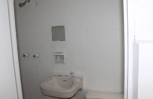 Lindavista Bed & Breakfast | Private Room With Netflix In Lindavista.