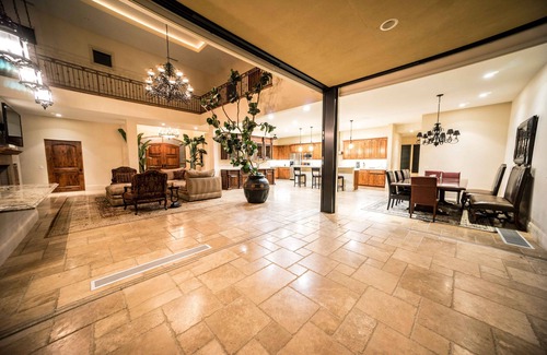 Bermuda Dunes House | Private Secluded Paradise Resort: Family Estate/9 Bedroom Suites/7 Bathrooms