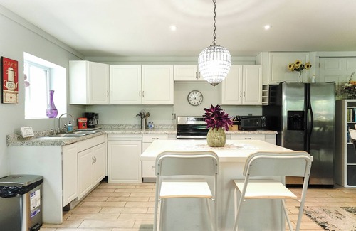 Carmel Apartment | Private & Spacious Apartment