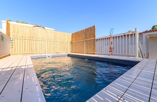 Shadmot Dvora House | Private sweeming pool surrounded by nature .3 bedroom suite 20m to the kineret