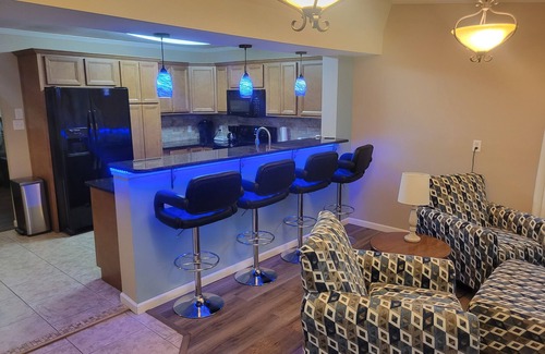 Foley House | Private Swimming Pool with Secluded Backyard at The Oasis.