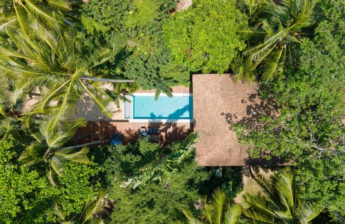 Hin Hong Villa | Private Tropical Beach Front Villa