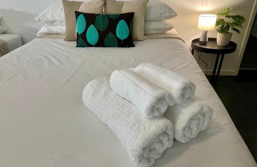 Cannonvale House | Private unit in Whitehaven Crescent