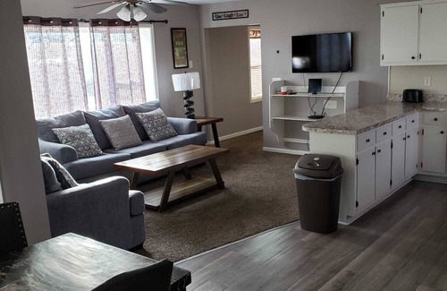 Downtown Myrtle Beach Cottage | Private Upscale Condo in Myrtle w/Ocean View Across from Boardwalk w/Huge Deck