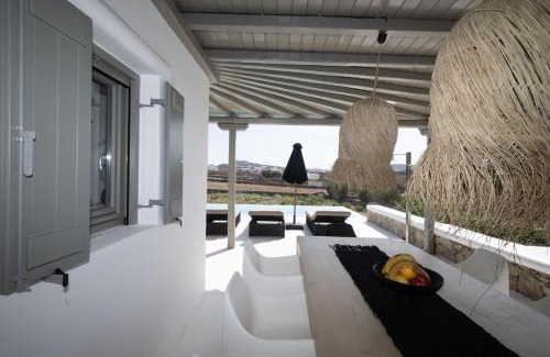 Ano Mera Villa | Private Villa Màou