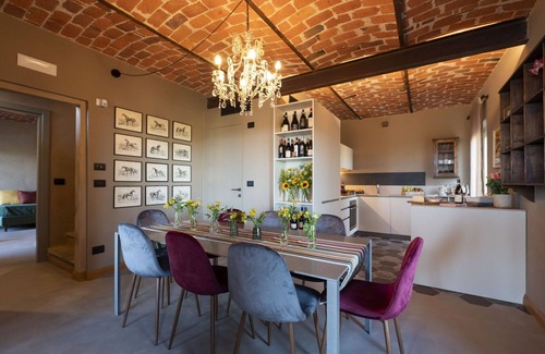 Monteu Roero Villa | Private Villa with WIFI, private pool, sauna, hot tub, A/C, TV, patio, panoramic view, close to Alba