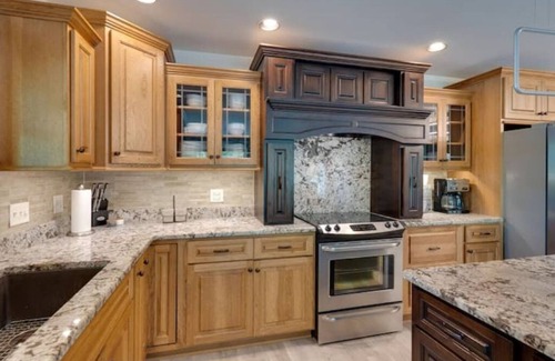 Cadiz House | PRIVATE WATERFRONT DOCK, CANOES, GAME ROOOM, FIREPIT, LILYPADnAll this and more!