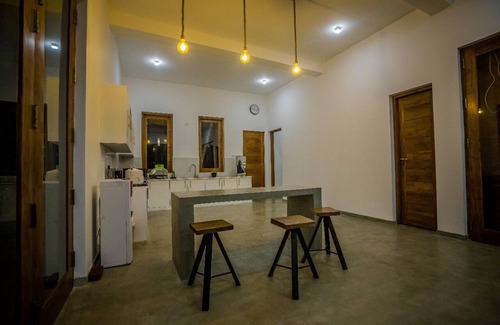 Baddegama Villa | privet Entire Villa Bhagi