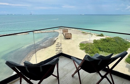 Progreso Municipality Apartment | Progreso Oceanfront Escape Panoramic Views at Yucalpetén Resort Marina