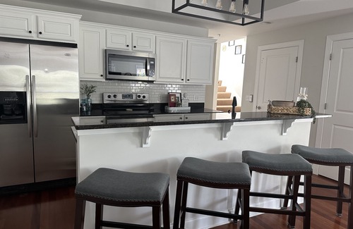 Bluffton House | Promenade Place, Old Town Bluffton’s PRIME location