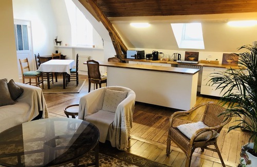 Seine-Port House | Propriété Les Ruisseaux