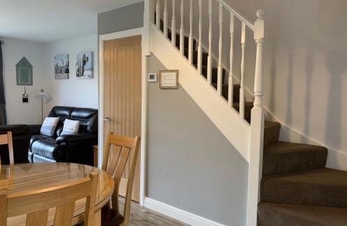 Filey House | Prospect Cottage at The Bay Filey, sleeps 4, 2 dogs welcome for free too