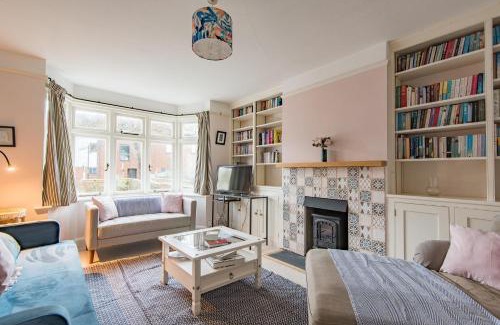 Hythe House | Prospect Cottage by Bloom Stays