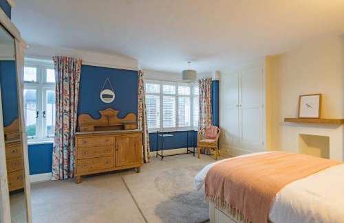 Hythe House | Prospect Cottage by Bloom Stays