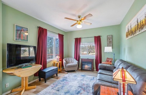 Harrison House | Prospect Paradise