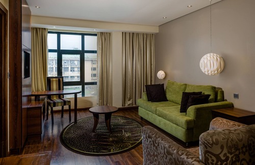 Benin City Hotel | Protea Hotel by Marriott Benin City Select Emotan
