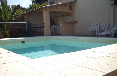Les Pennes-Mirabeau Villa | Provencal house with swimming pool, near creeks, Mucem, Sea, .