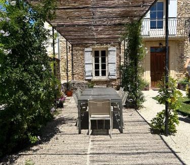 Villes-sur-Auzon Villa | Provenzalisches Landhaus Les Martinets am Fuße des Mont Ventoux