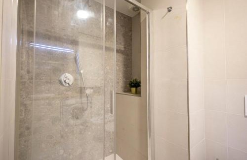 Guastalla Apartment | Pt Romana Dock apartment