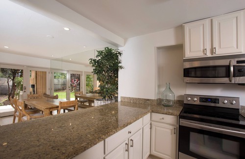 Downtown Lahaina Condo | Puamana 177-3 – Elegant Garden Retreat in South Puamana