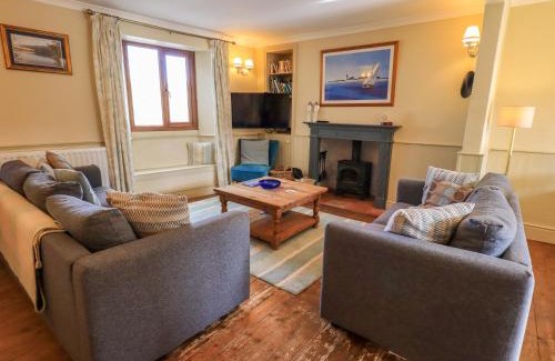 Lowick House | Puddle Duck Cottage