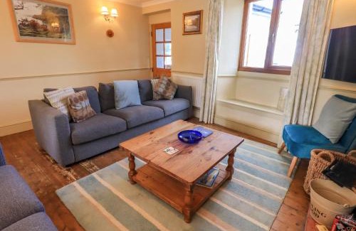 Lowick House | Puddle Duck Cottage