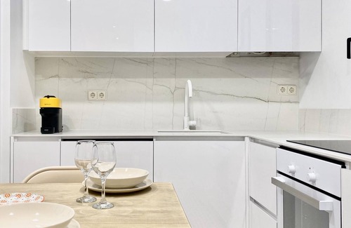 Las Acacias Apartment | Puerta de Toledo VII - 2-Bedroom Apartment